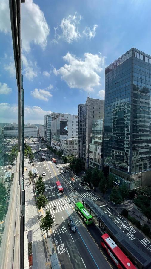 Hongdae 3 - 1min From Hongik Uni Station Exit #1 Pangsapuri Seoul